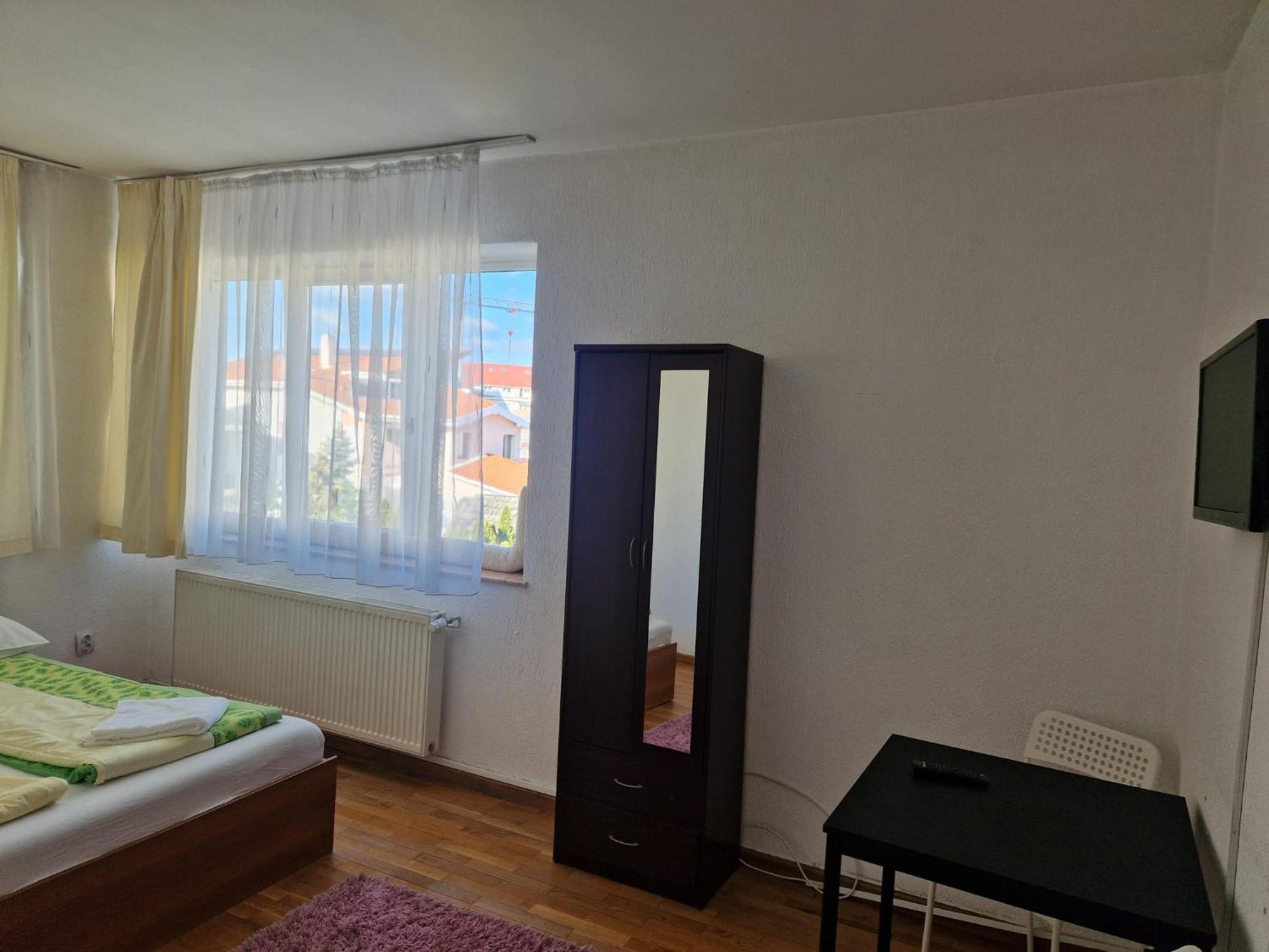 Bigcitty Rooms كلوج-نابوكا المظهر الخارجي الصورة